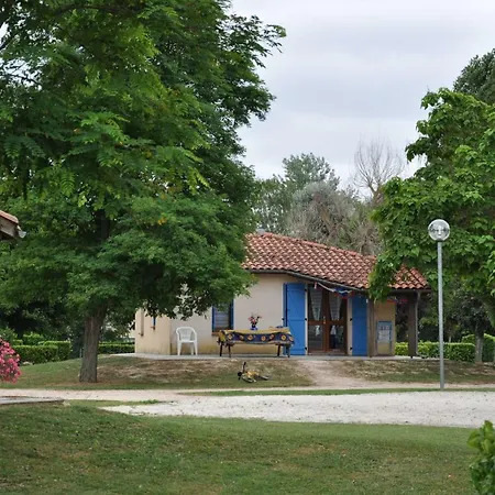 Le Plech Ferienpark LʼIsle-en-Dodon