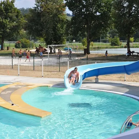 Le Plech Ferienpark 2*